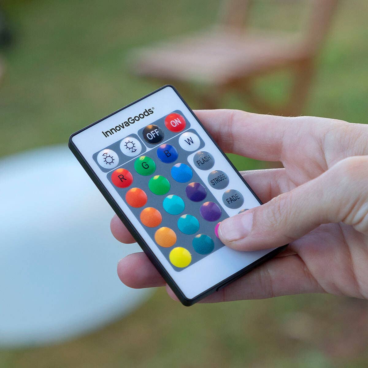 InnovaGoods - Wholesale Opblaasbaar speelgoed - InnovaGoods Pulight opblaasbare zitzak met multicolor LED en afstandsbediening4