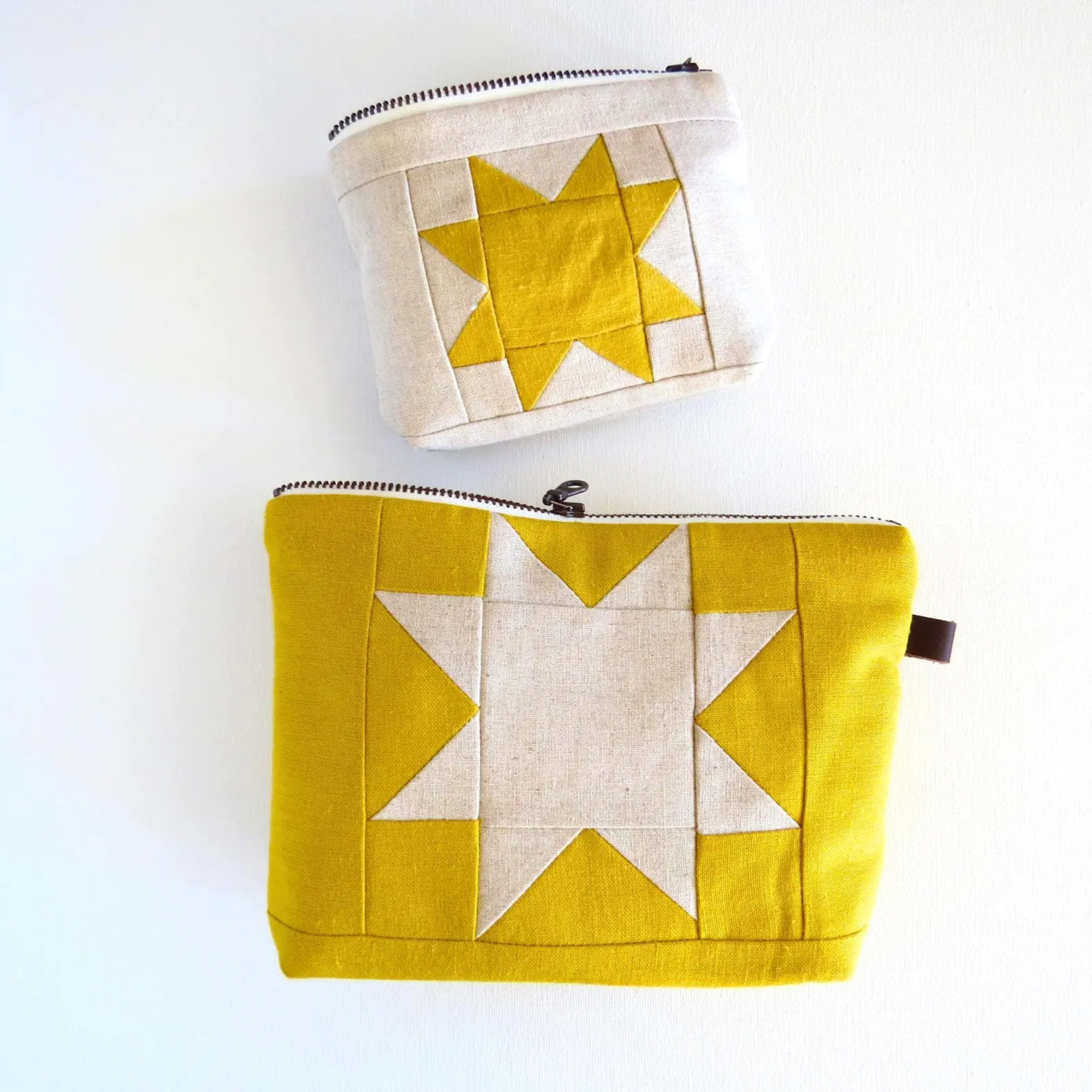 PaperFromHeaven - Vente Pochette – femme - Sac à fermeture éclair moyen | Pochette matelassée | Étoile en dents de scie JAUNE4