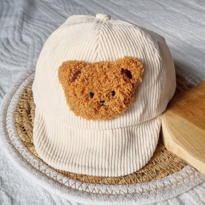 Rammelaartje - Wholesale Newborn/Knit Hat - Baby - Beige corduroy baby/kids cap with teddy bear2