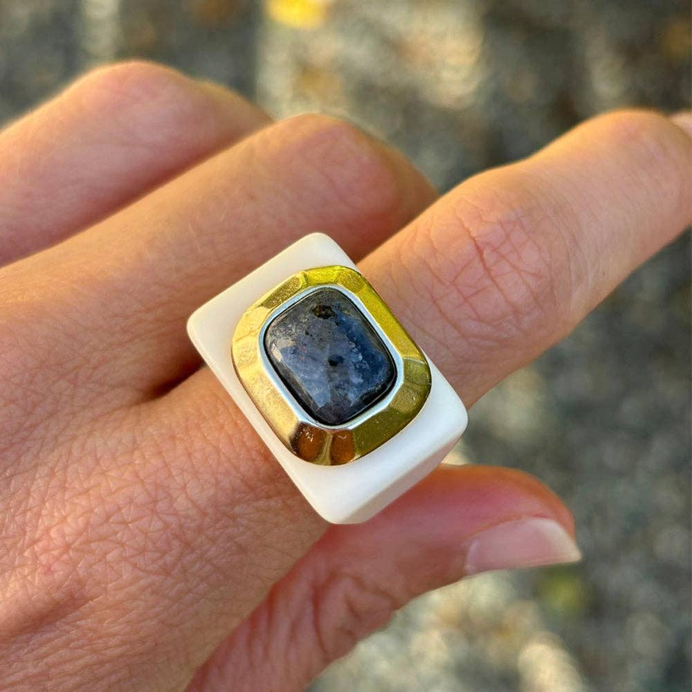 ÉMOLO - Vendita all'ingrosso Anelli cocktail/statement - Anello donna crema con labradorite5