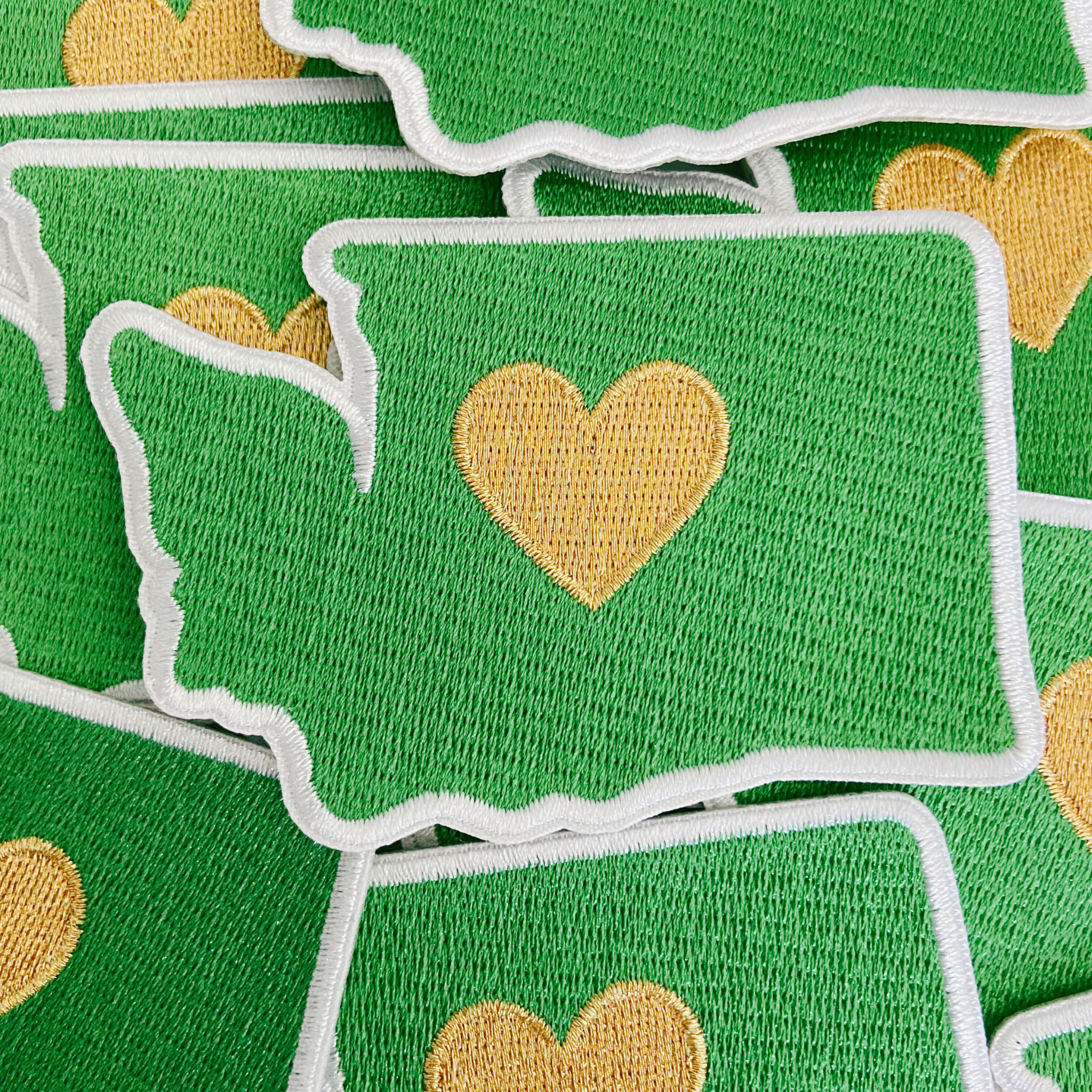 TEELUX - Wholesale Patch - 3" Washington state w Metallic Gold Heart -  Embroidered Hat Patch3
