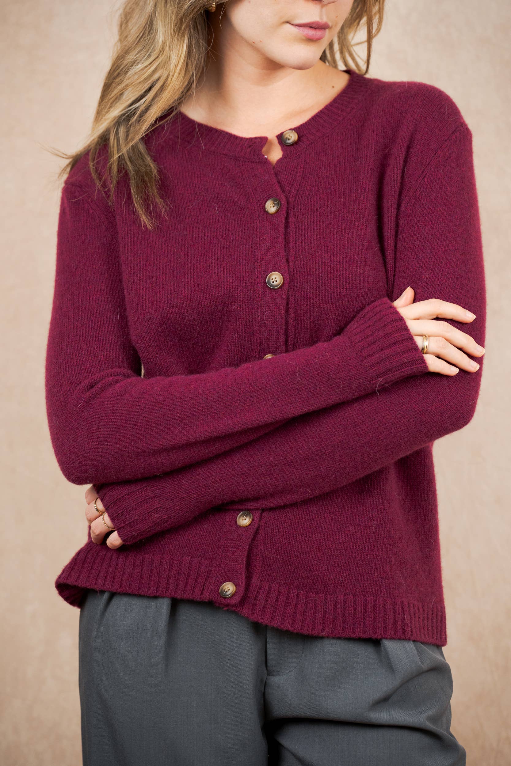 NAÏS PARIS - Wholesale Cardigan - Women's - Crew neck cardigan 100% extra fine merino wool6