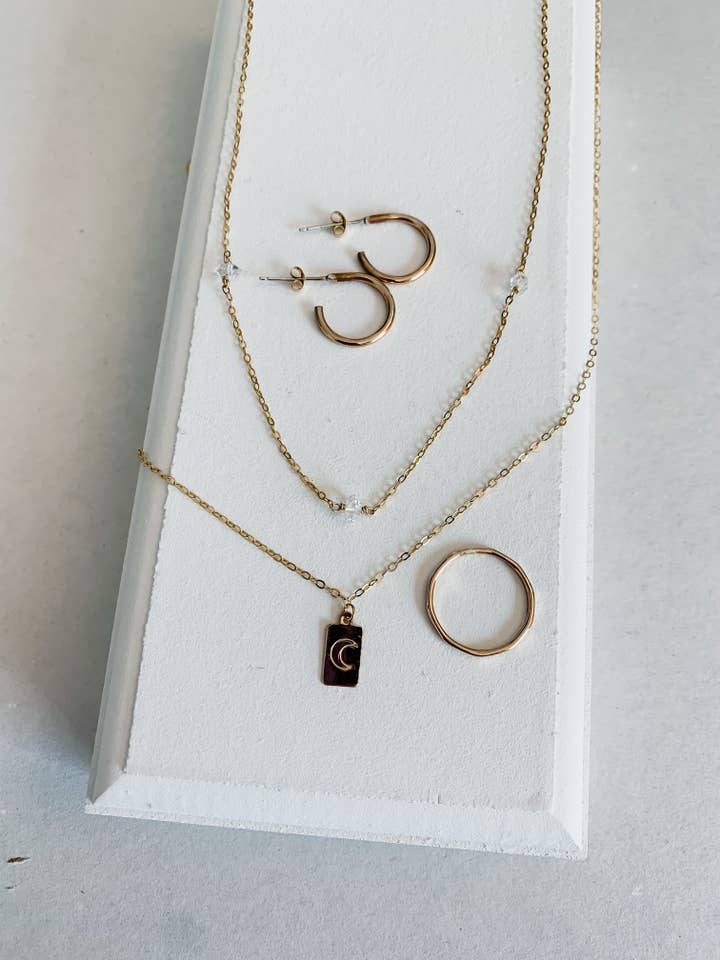 Essentials 4-vare bundt 14 k guld fyld for engroshandel hos Simply Jules Jewelry