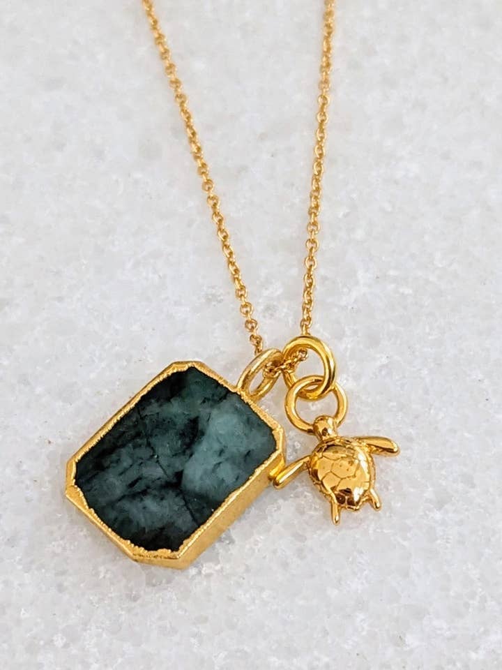 La Collana di Smeraldi Duo per la vendita all'ingrosso da parte di Lapis London