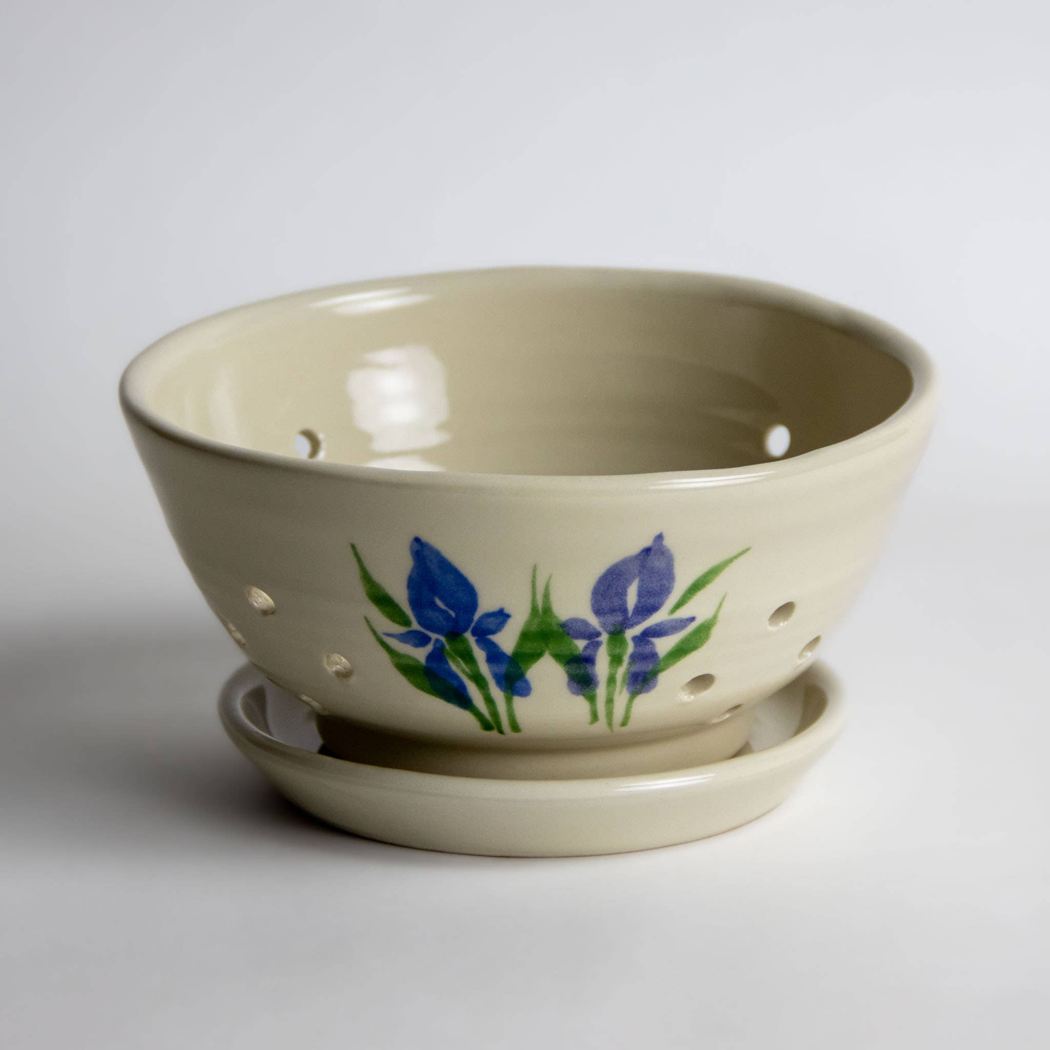 Emerson Creek Pottery - Wholesale Colander - Berry Colander w/Saucer0