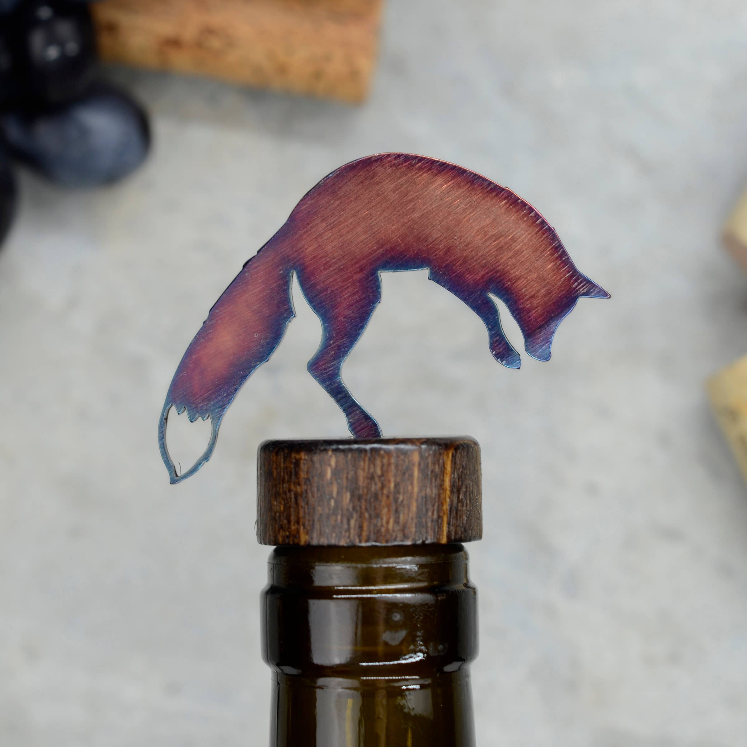 Blue Moose Metals – Engroshandel Vinprop – Fox vinflaske prop1
