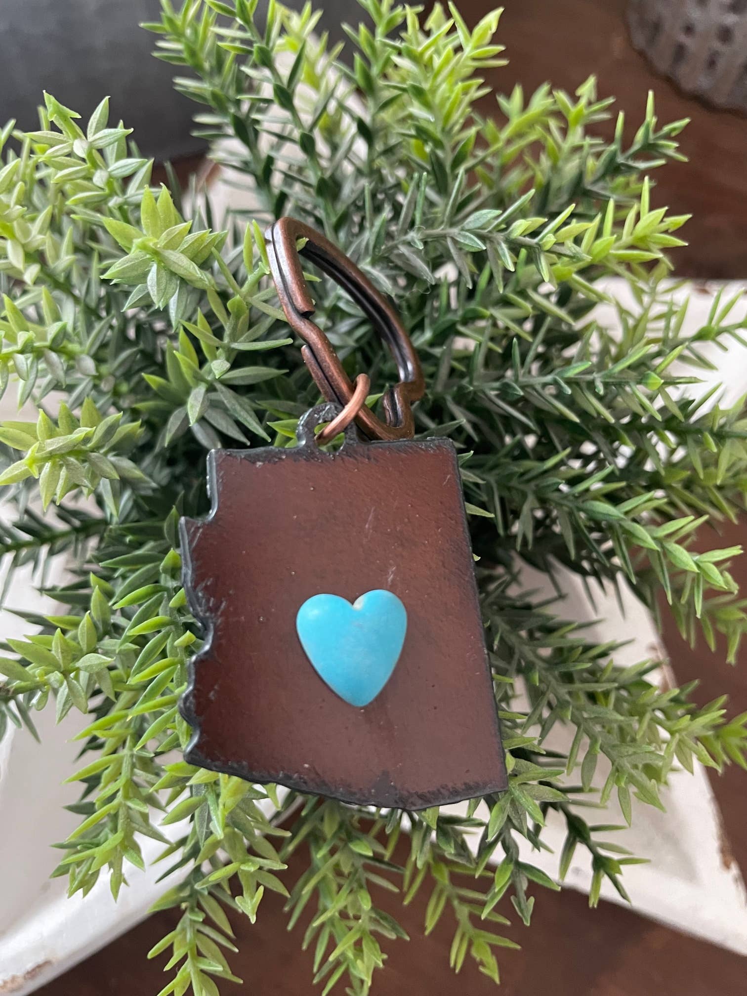 The Rustic Barn - Wholesale Keychain - Unisex - Rustic Keychain ARIZONA shape and turquoise heart1