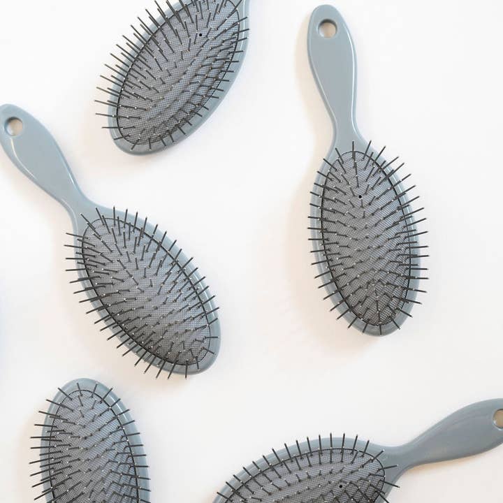 Pupwell - Wholesale Pet Brush - Cat/Dog - Gentle Detangling Brush