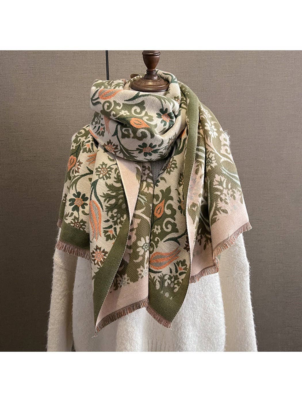 Funkyrel® Atzbranding Limited - Wholesale Scarf - Women's - Scarvii - Winter Paisley Scarf for Women5