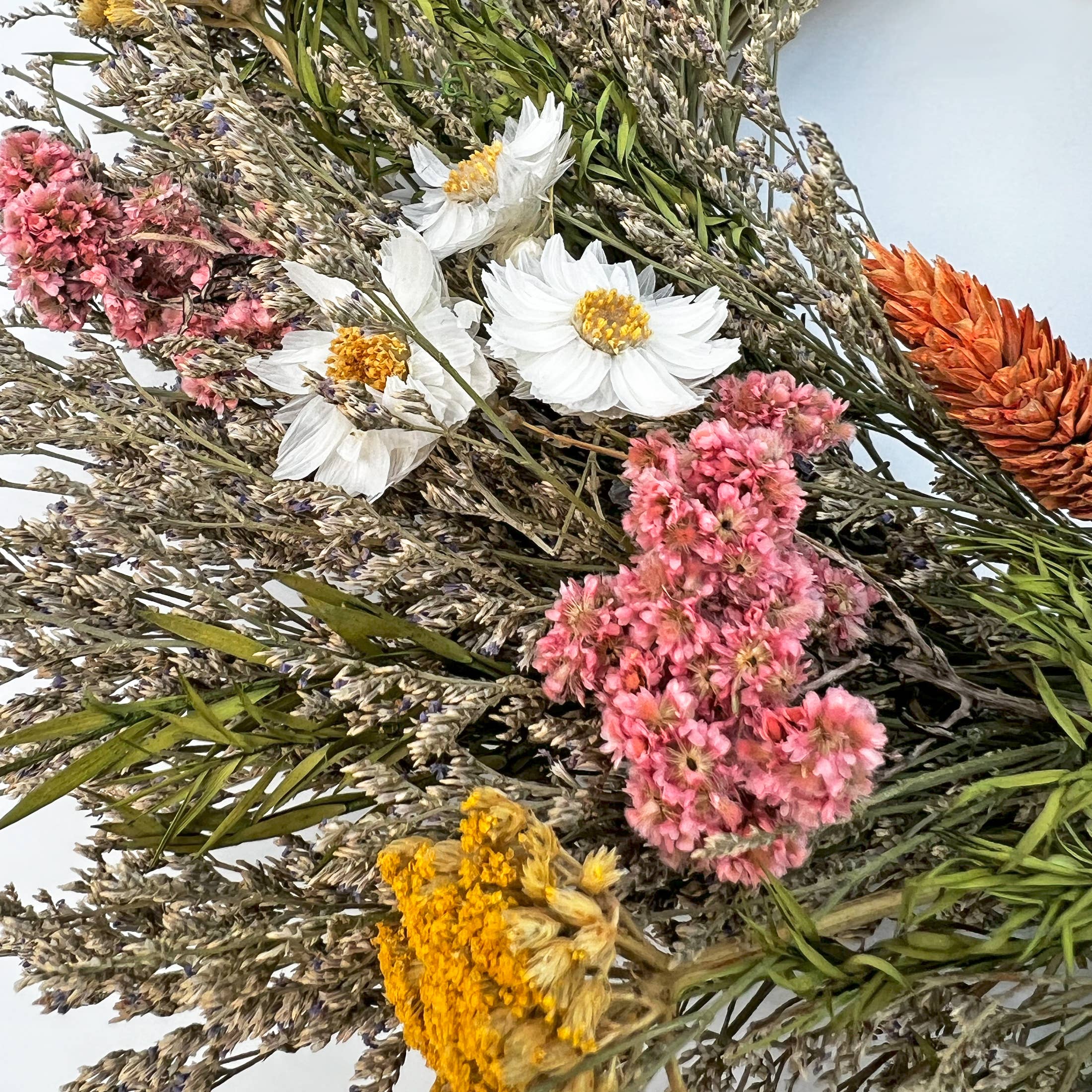 2626 Designs - Wholesale Wreath - Preserved Botanical Wreath – Natural Mixed Blooms2
