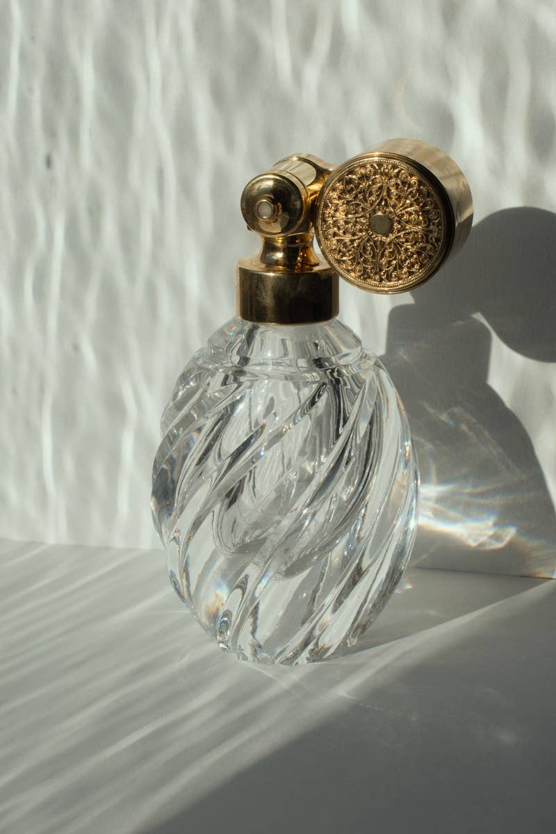 Wholesale Escale Gold Plated Oval Shape With Twisted Grooves for