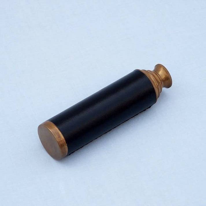 Hampton Ironworks - Venta al por mayor Brújula de navegación - Telescopio de catalejo de capitanes de latón antiguo de clase Deluxe con