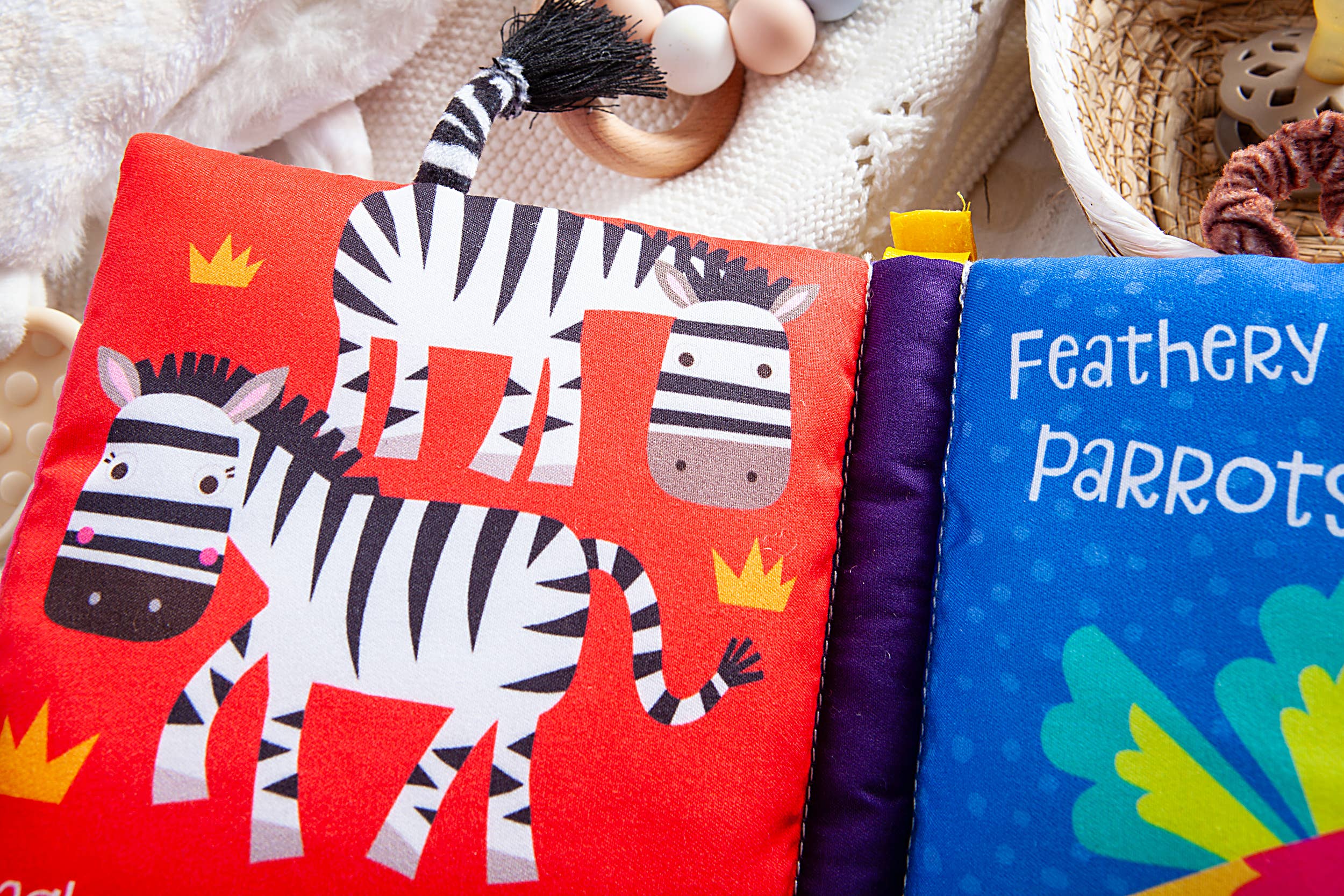 BroadStreet Publishing Group, LLC – wholesale Baby & Toddler Book (0-2) – Bible Tails - Noah’s Ark (Touch and Feel Cloth Book)2