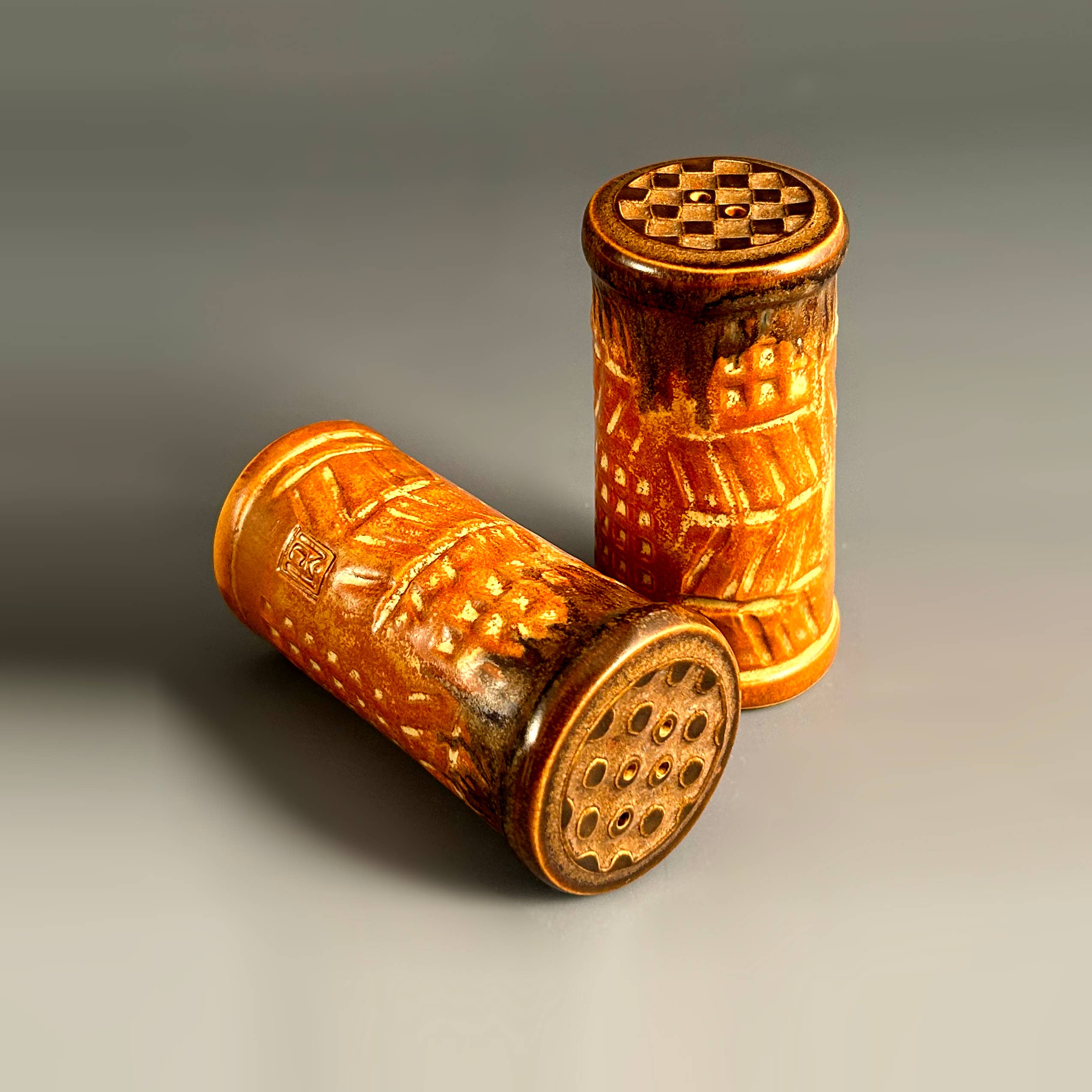 Macone Clay / Spooner Creek - Wholesale Salt & Pepper Shaker Set - S&P - Salt & Pepper Set13