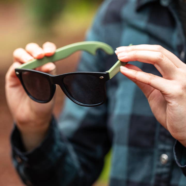 Foster & Rye - Wholesale Sunglasses - Unisex - Bottle Opener Sunglasses - Green