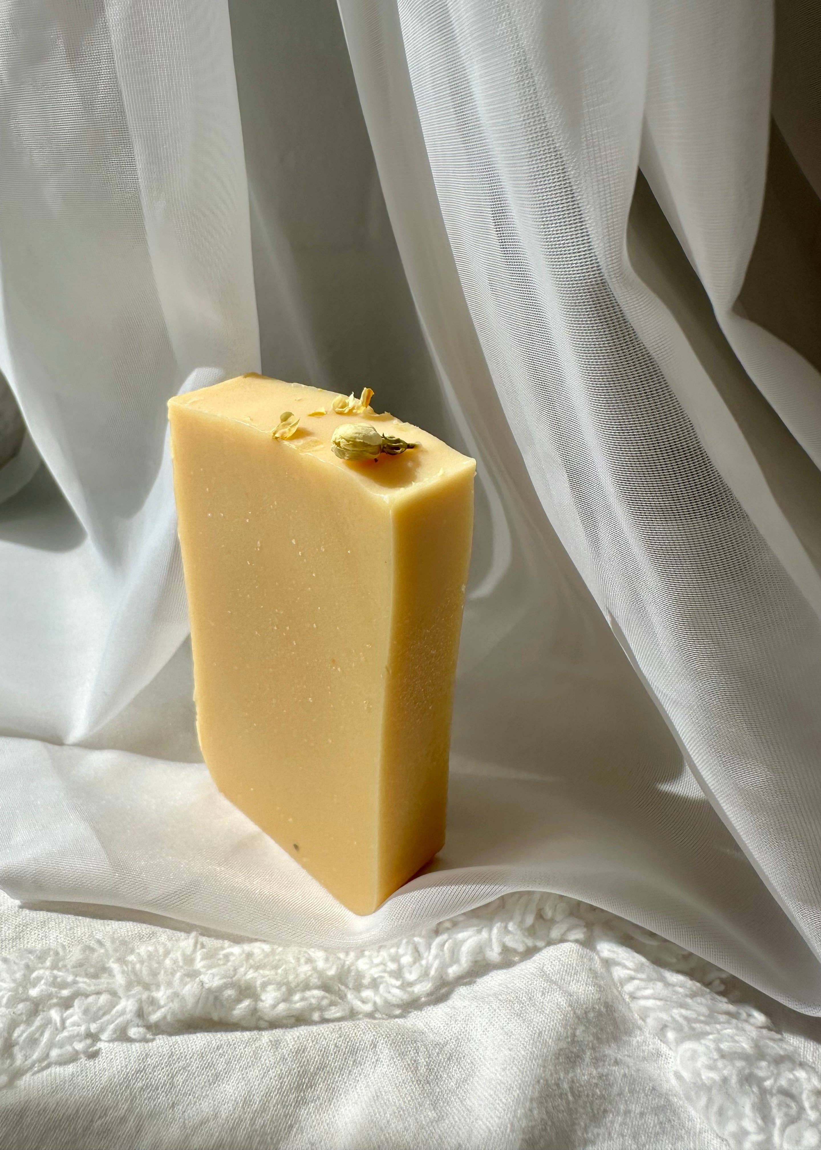 MAMO - Wholesale Bar Soap - Turmeric & Neroli | Goat Milk Body Soap Bar "Create Magic"4