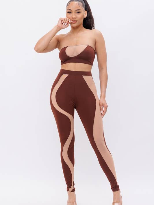 Kombiniertes Crop-Top- und Legging-Set im Wave-Cut-Design für den Großhandel von Belita Collection