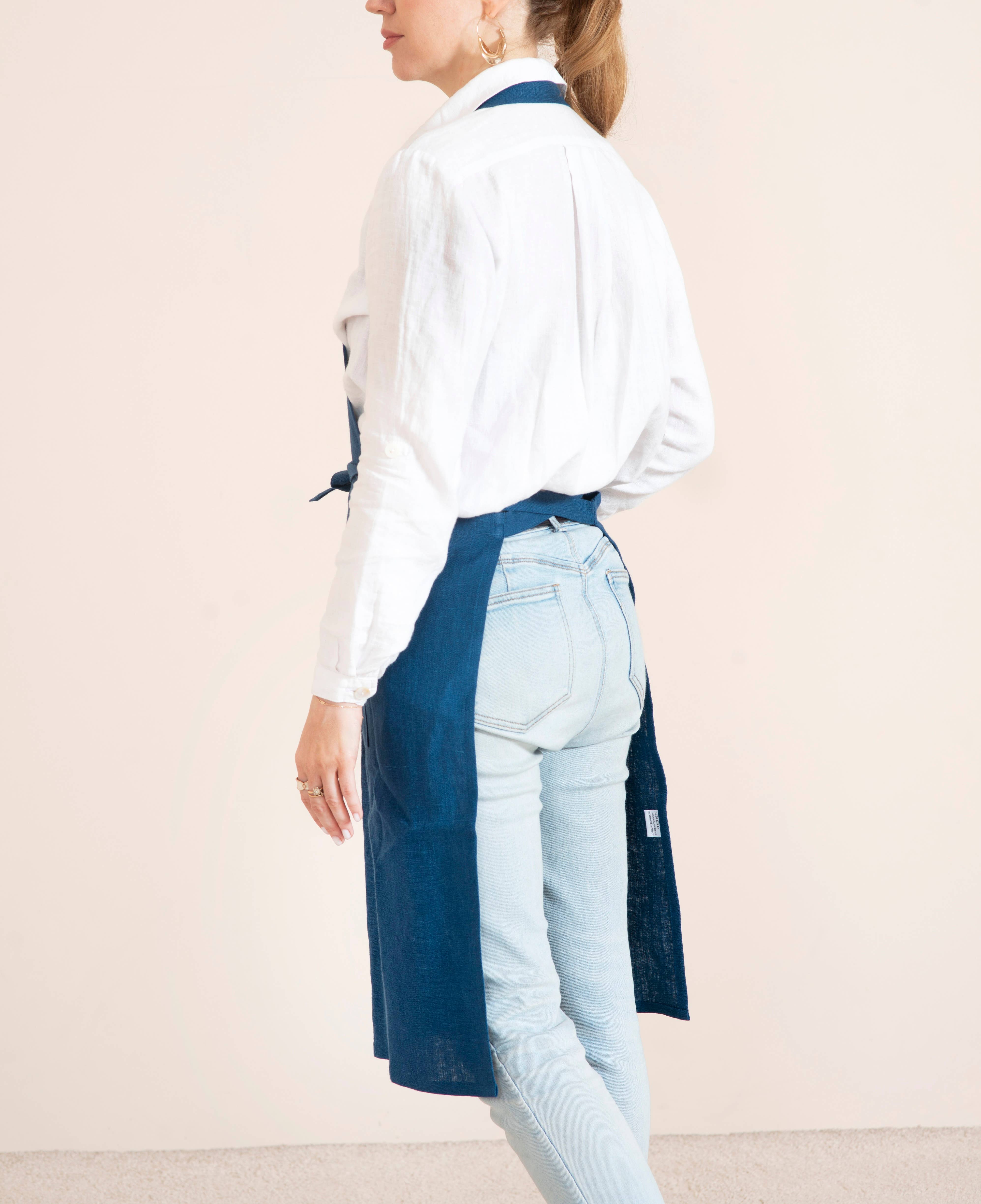 LinenQ - Wholesale Apron - Linen apron with pockets in various colors 9