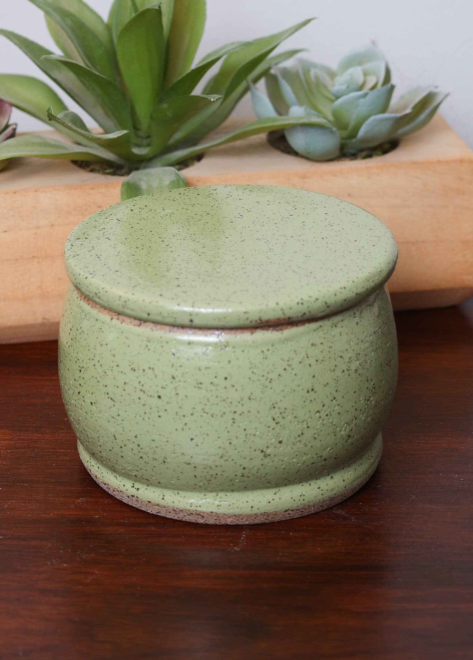 Sawdust and Clay - Wholesale Butter Dish - Artisan French Butter Dishes12