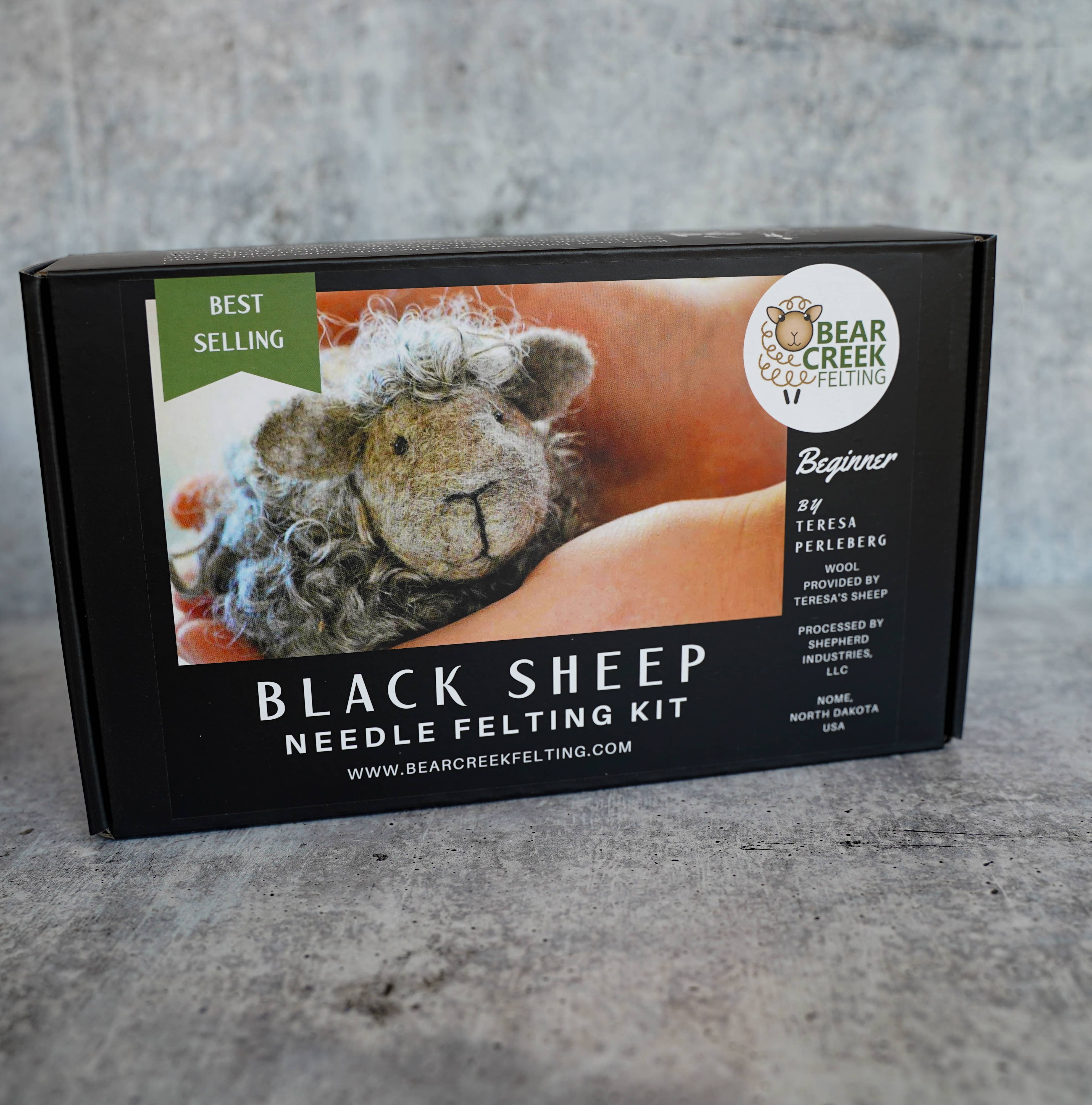 Bear Creek Felting - Wholesale Craft Sewing Kit - Black Sheep Needle Felting Kit7