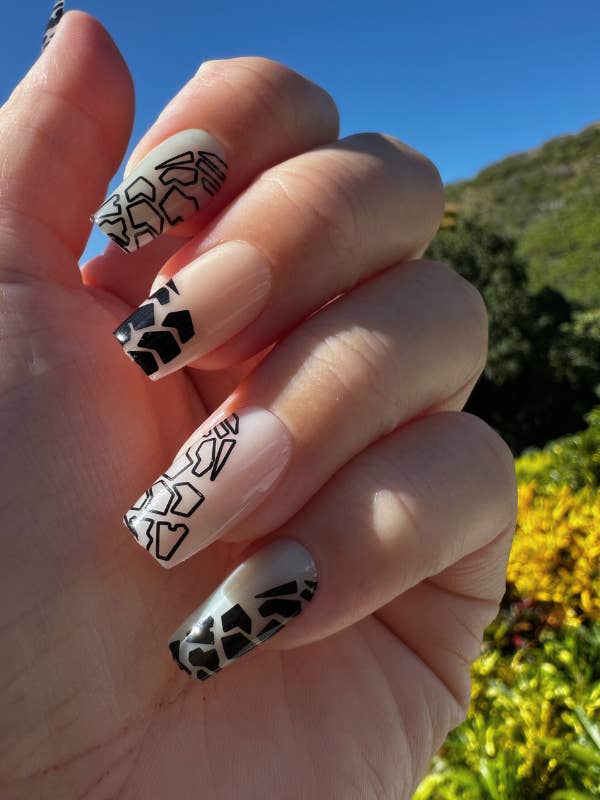 PRESS ON: PUPU PONIUNIU (HEBREW CONE) for wholesale by Iwi Nails