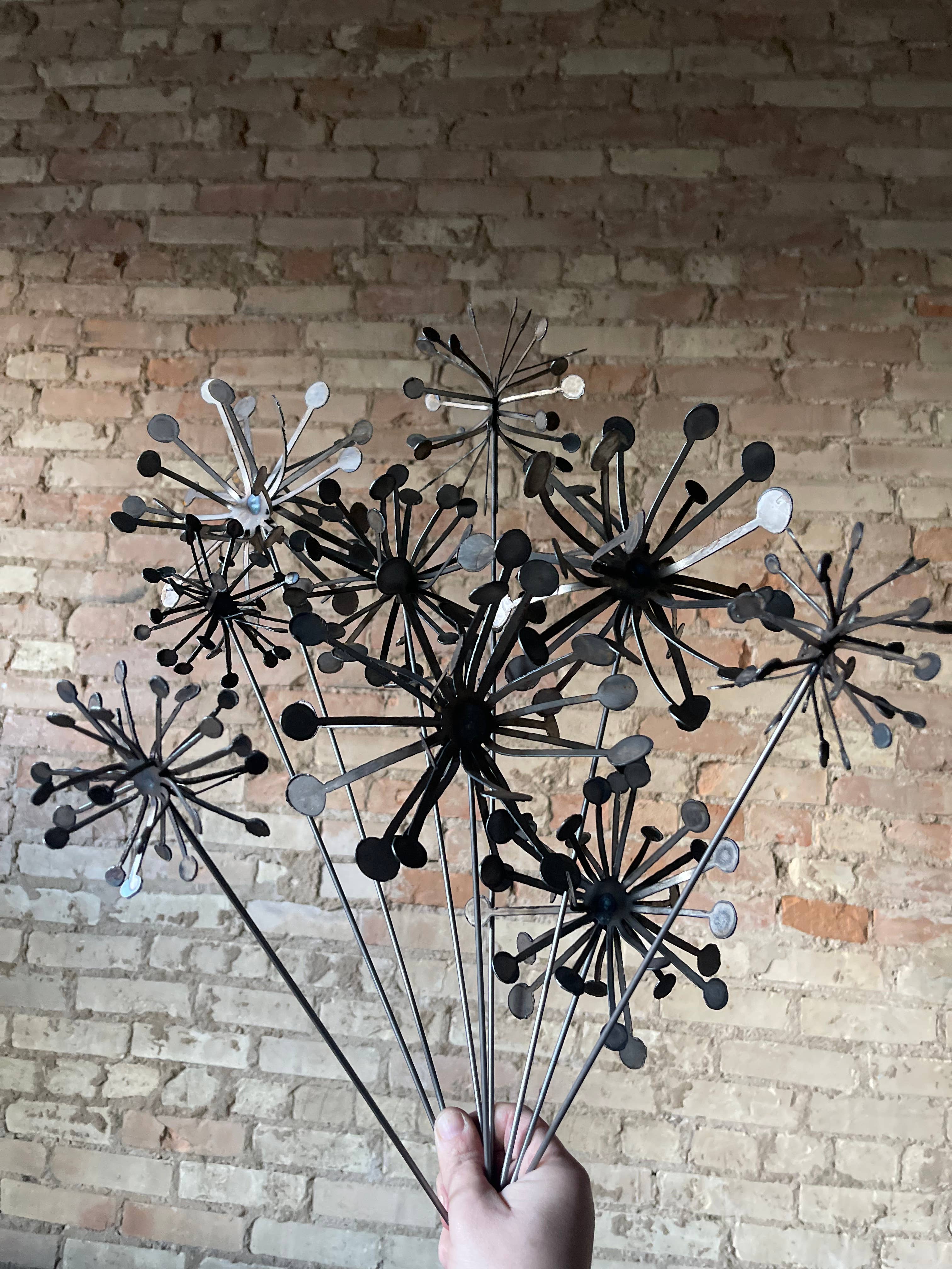 608 The Factory - Wholesale Outdoor Ornament/Decor - 3D Metal Dandelion Wish Flower Set of 24 Flowers7