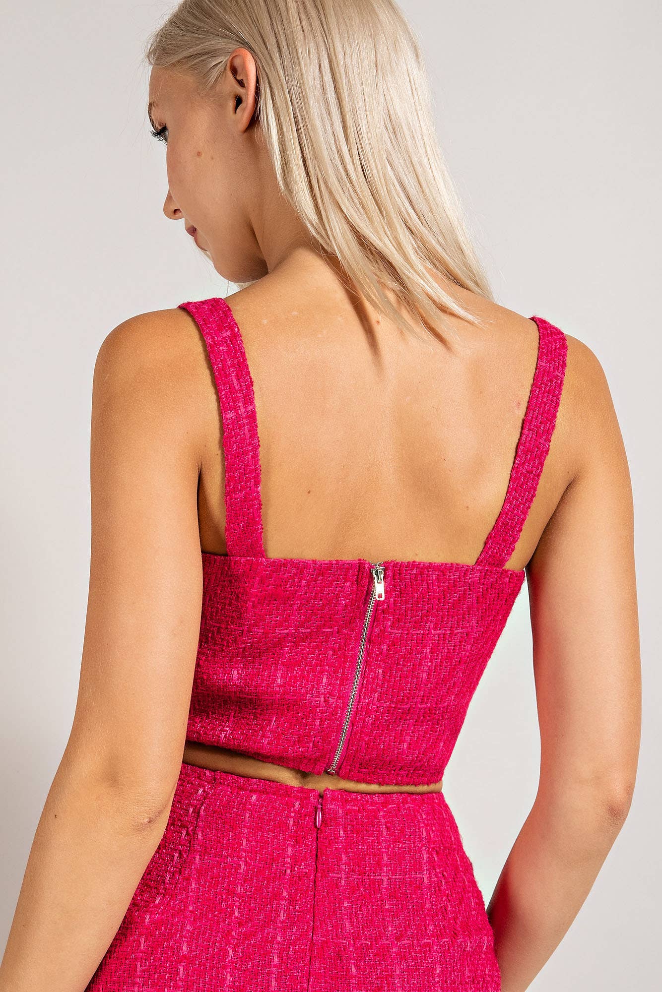 MAGENTA TT2160 Tweed ärmelloses Crop-Top mit Reißverschluss hinten für den Großhandel auf Faire3