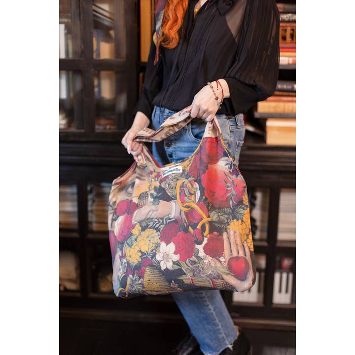 Market of Stars - Wholesale Tote Bag - Women's - Friendship Love & Truth Linen Tote Bag w Vintage Heart Print