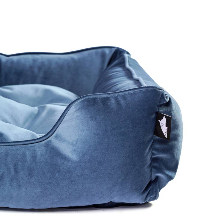 Roxbury PET - Wholesale Pet Bed - Dog - The Camden Cuddler12
