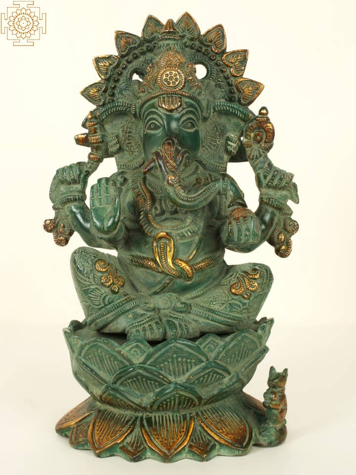 Ganesha à quatre mains, 10 po, assis sur un lotus | Patine en laiton pour la vente par Exotic India Art