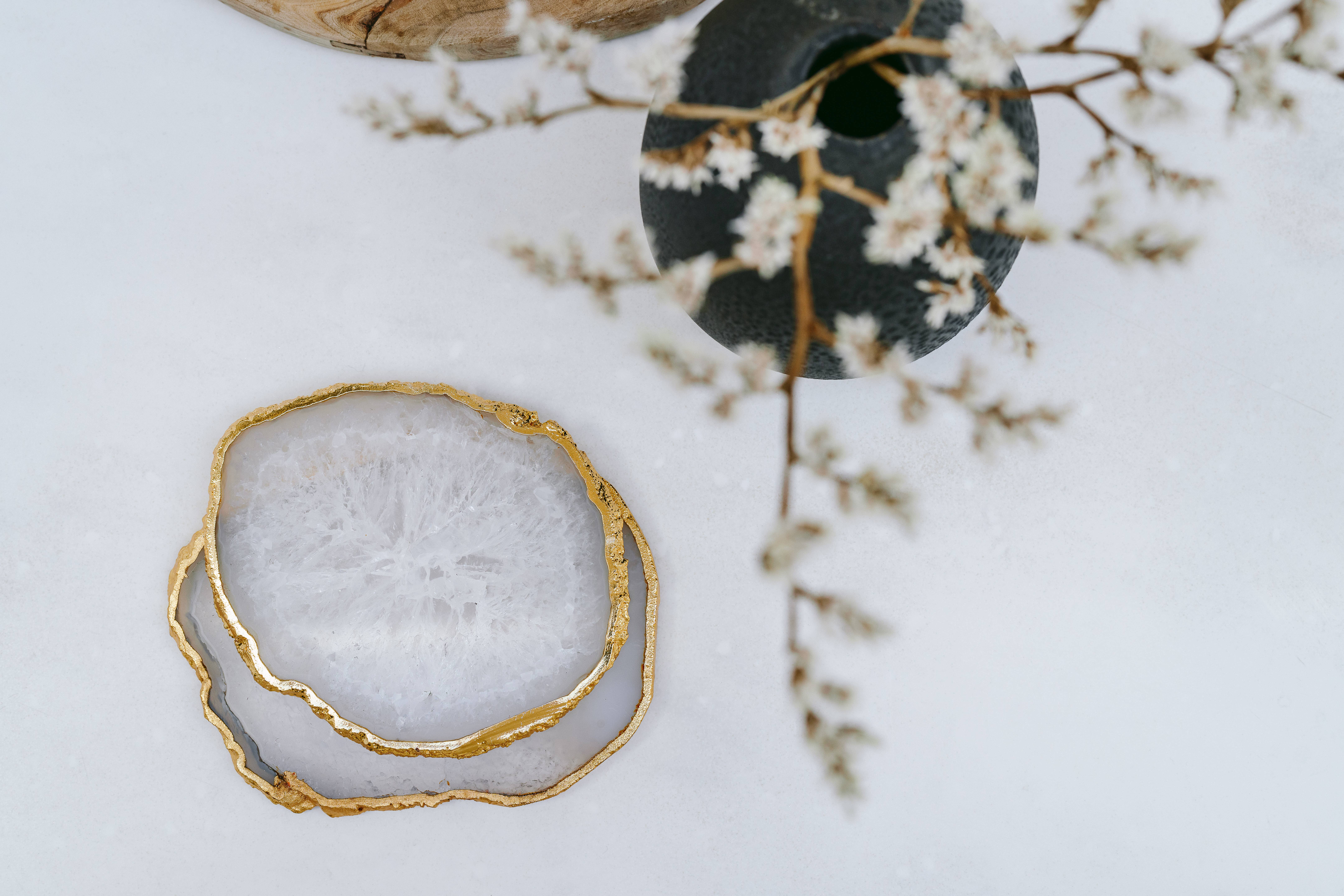 The Crystal Cottage – wholesale Coasters – Pearl White with Gold Trim2