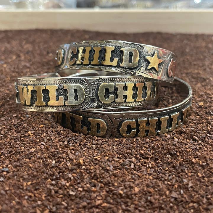 Manchette Wild Child pour la vente par Texas Lux