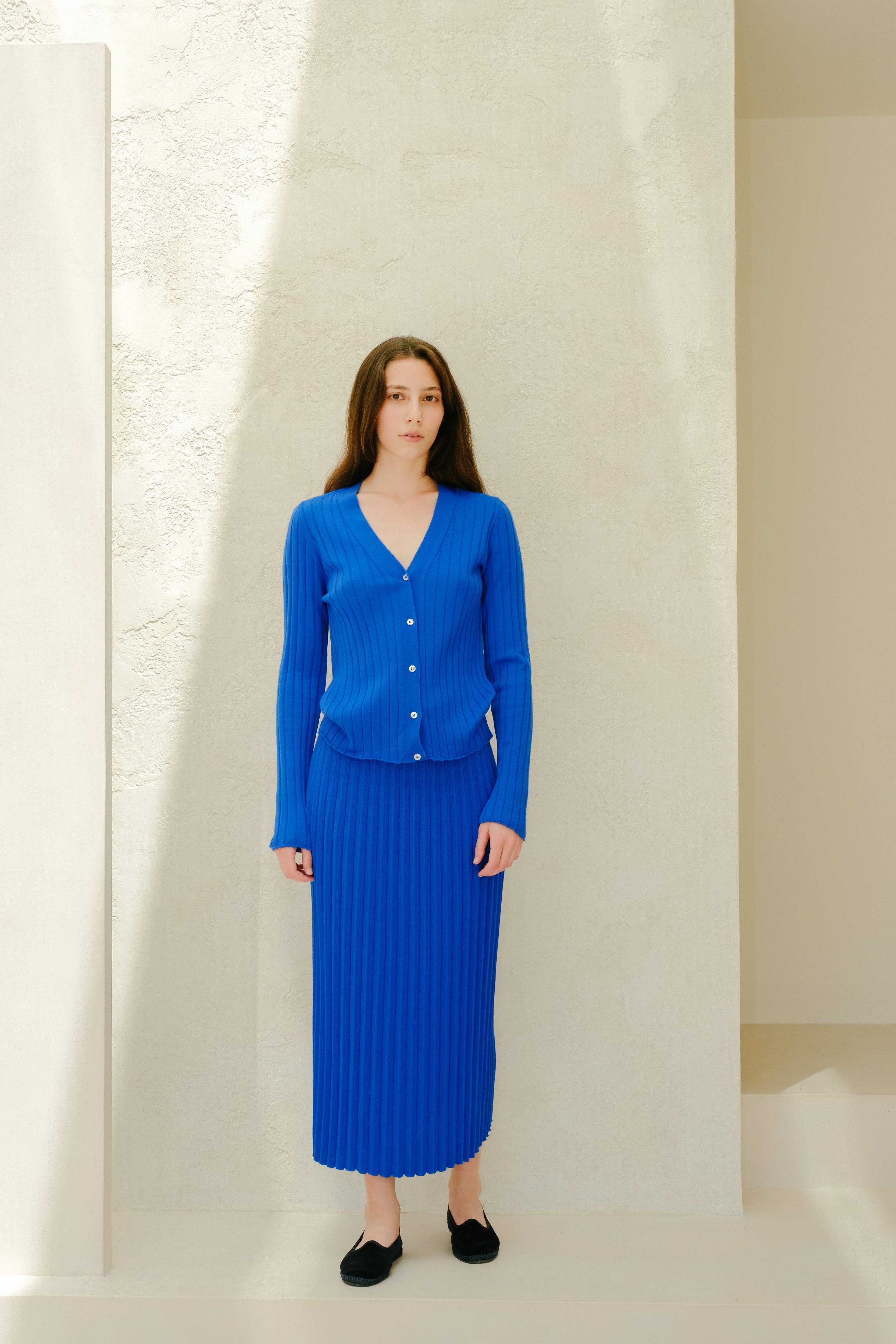 Lèmme - Wholesale Cardigan - Women's - Extra Fine Merino Wool V Neck Cardigan14