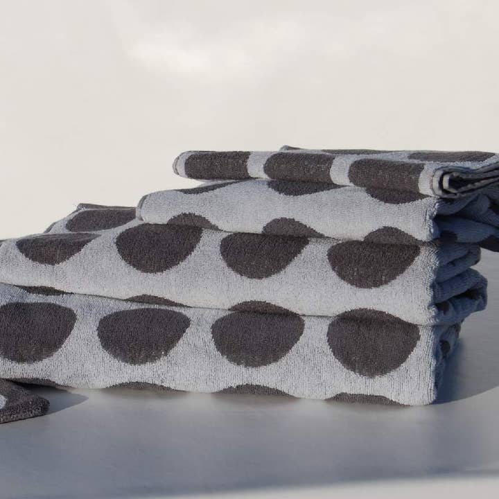 Serviette de sauna Serviette de bain Points Gris Blanc 100x200 pour la vente par vanOock – Handtücher