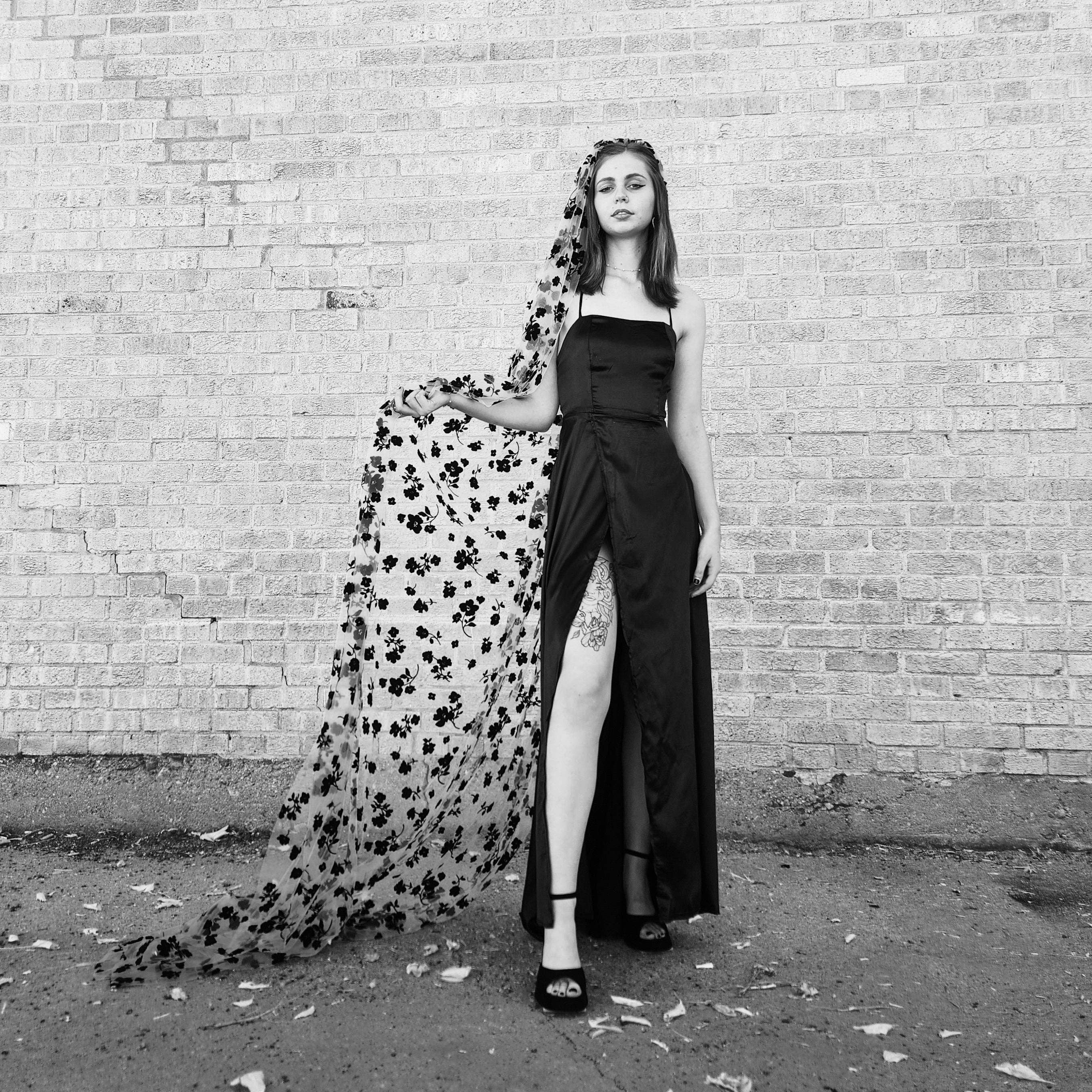 Lovesick Rebel - Wholesale Veil - Women's - The Flora Noir Veil1