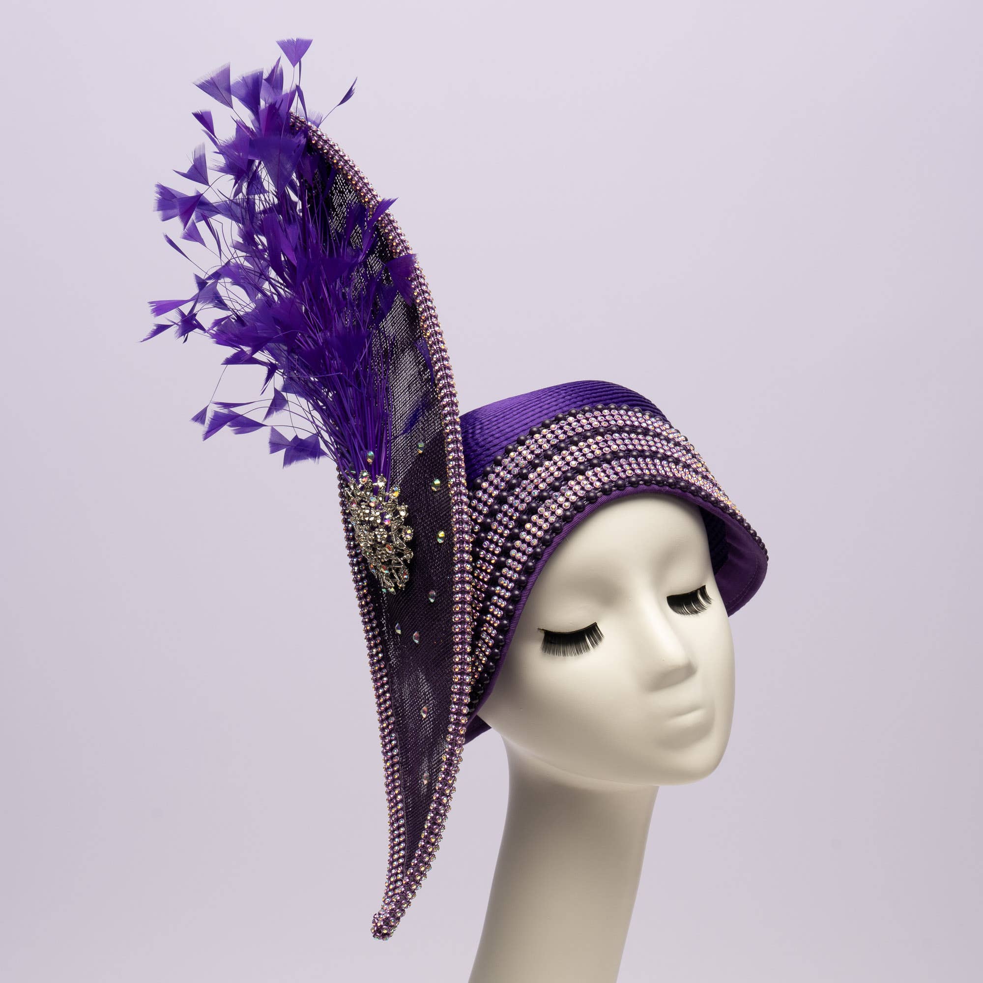 KaKyCo - Wholesale Fascinator Hat - Women's - Stone bending satin cloche with brooch and feather | AJ779Y21