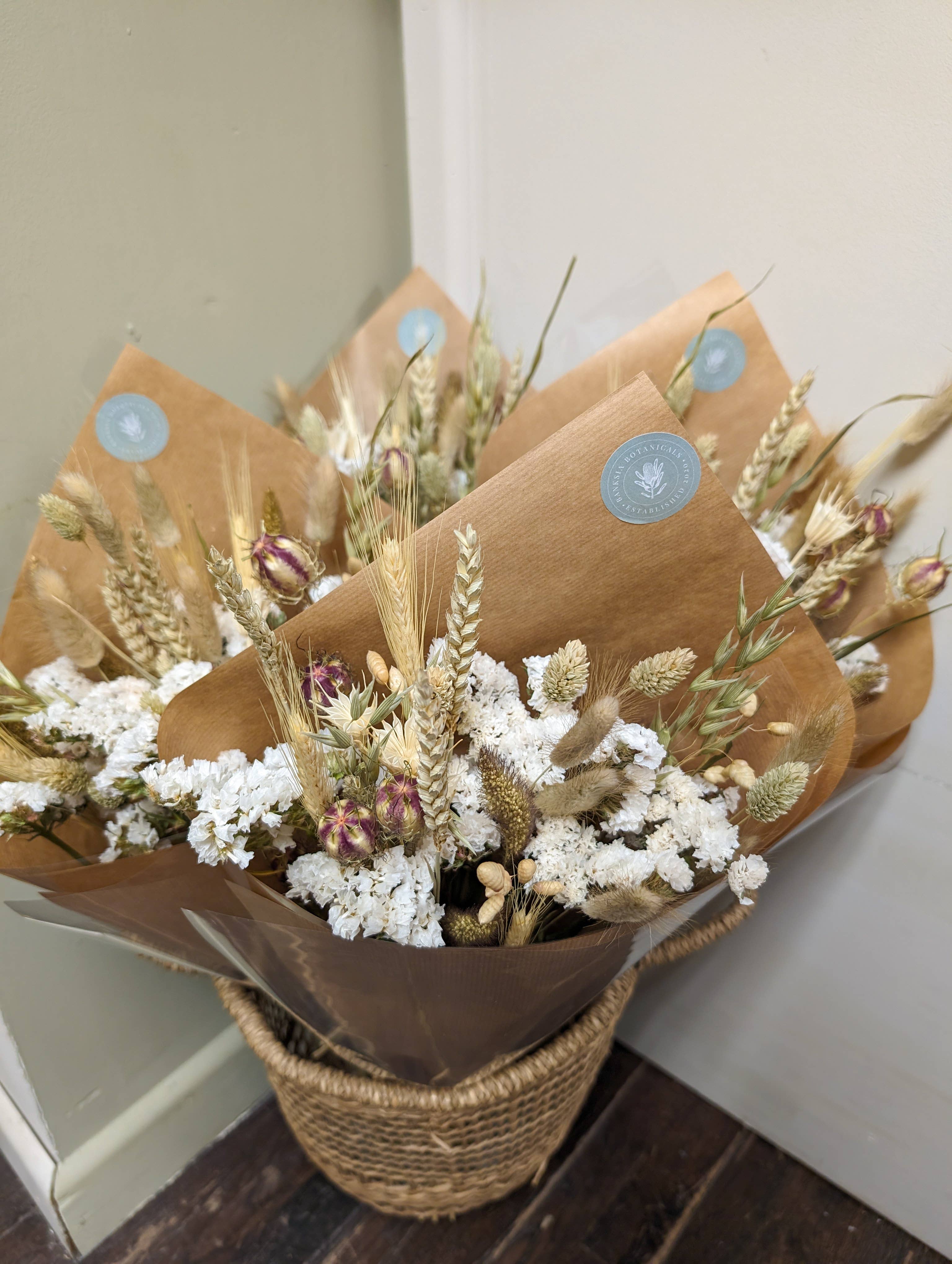 Banksia Botanicals – wholesale Dried/pressed flowers – Natural Dried Flower Arrangements3