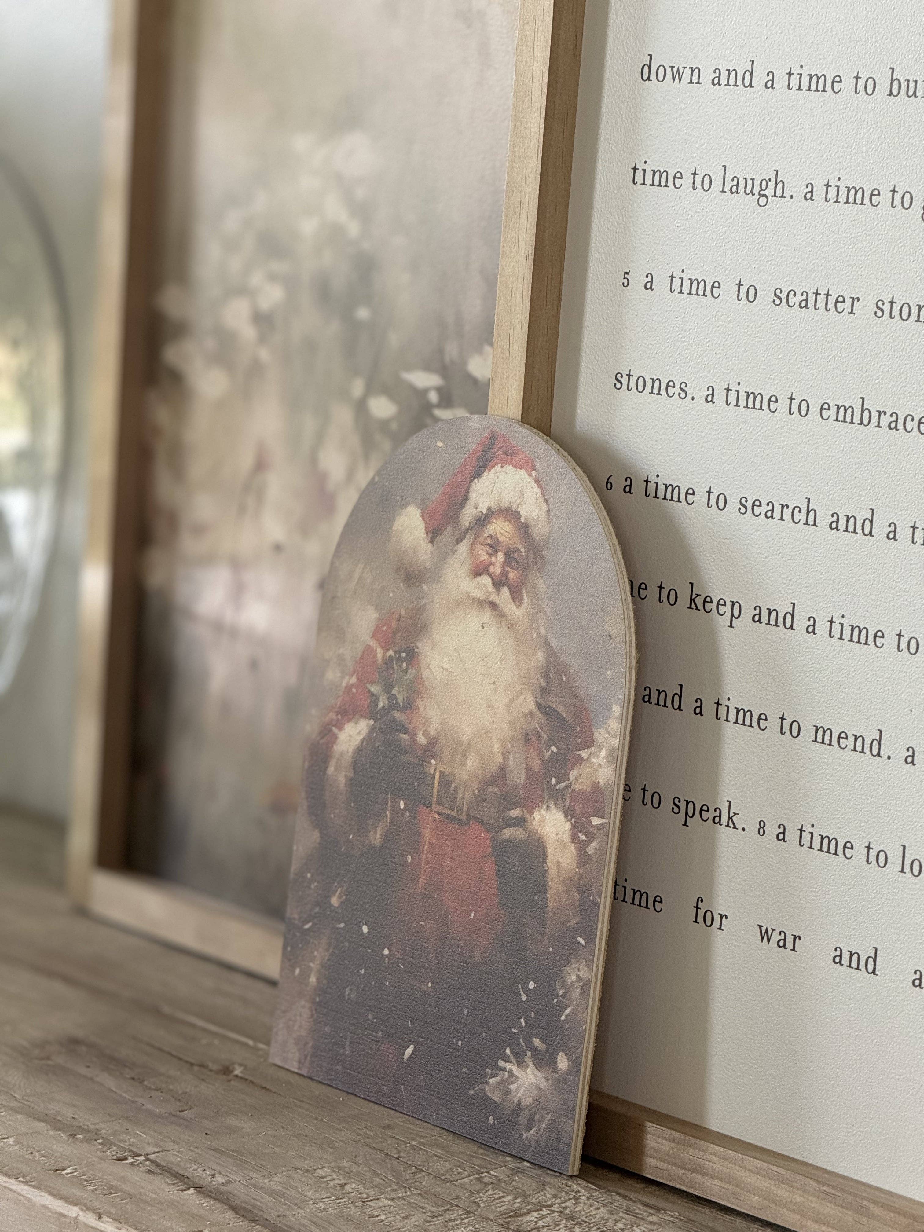 Lily and Sparrow - Wholesale Christmas Wall Art - Vintage Santa 2, Arch | Christmas Decor1