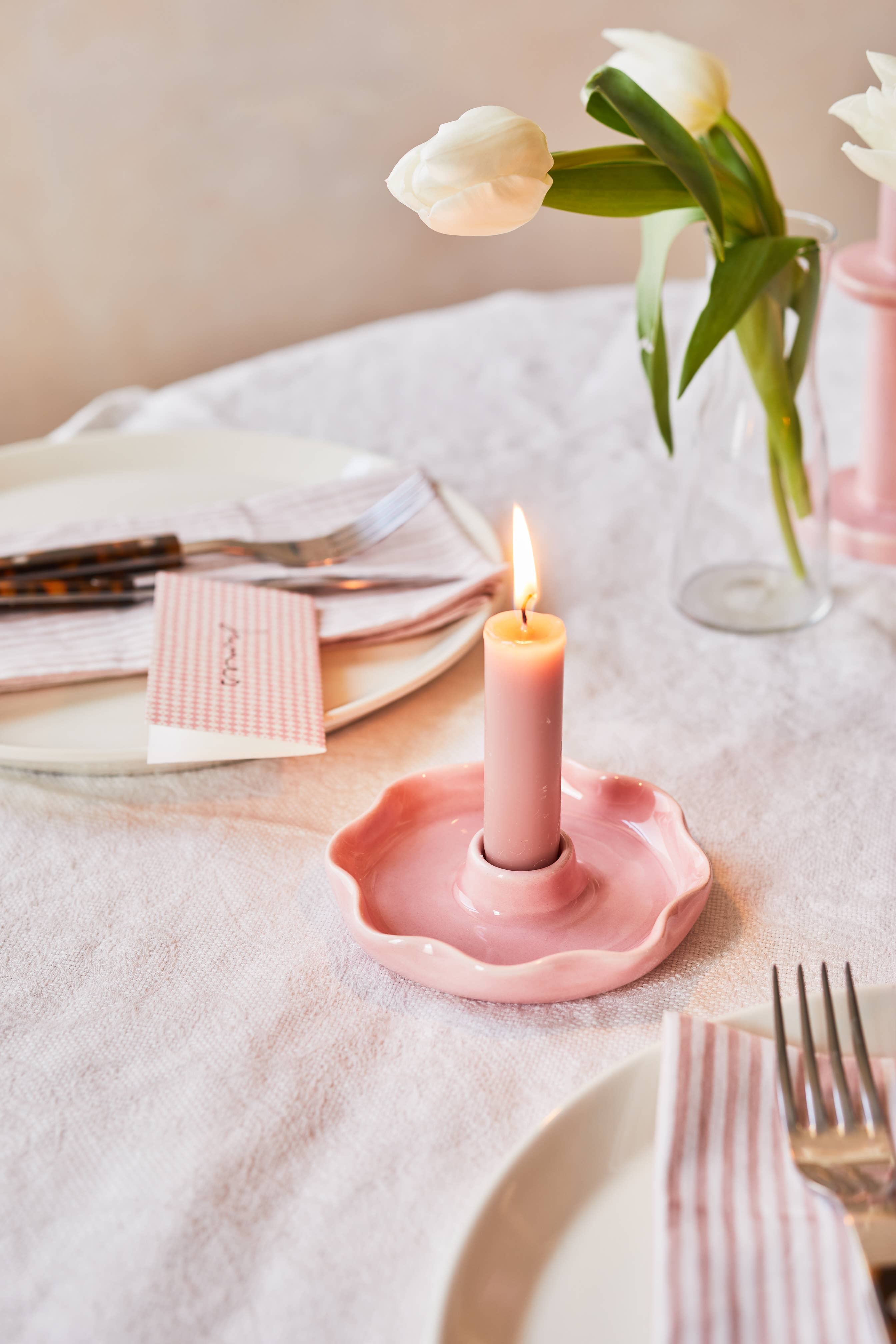 Heather Evelyn - Wholesale Candle Holder - Scallop Candle Holder Pink1