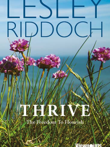 Trives av Lesley Riddoch för wholesale av Luath Press Ltd