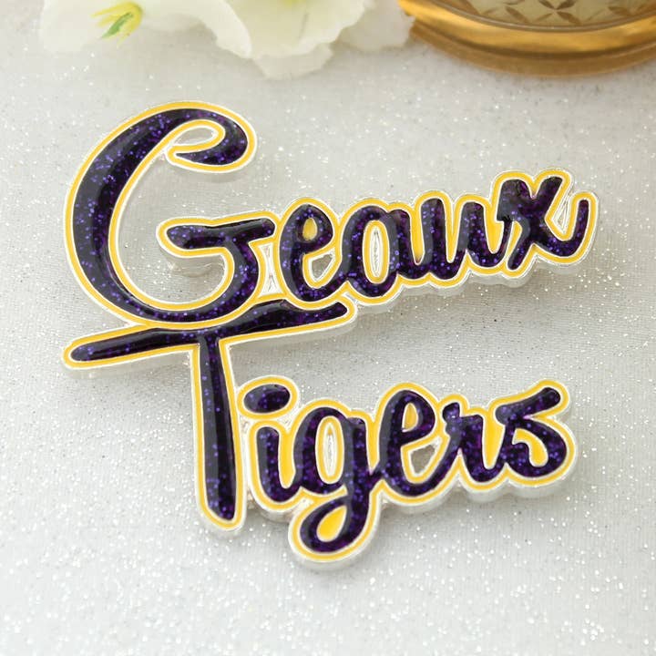 Seasons Jewelry - Wholesale Lapel Pin/Button - LSU Geaux Tigers Slogan Pin0