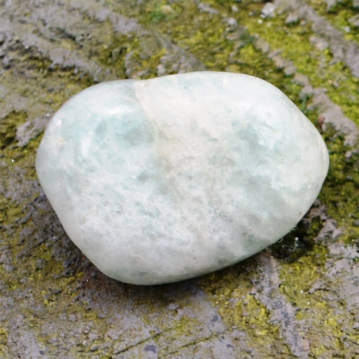 Naturlig akvamarin kristall tumla sten gåva insvept för wholesale av Reiju