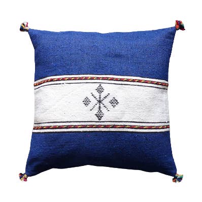 Kussen van blauw en wit berberkatoen voor wholesale door Mazir Décoration