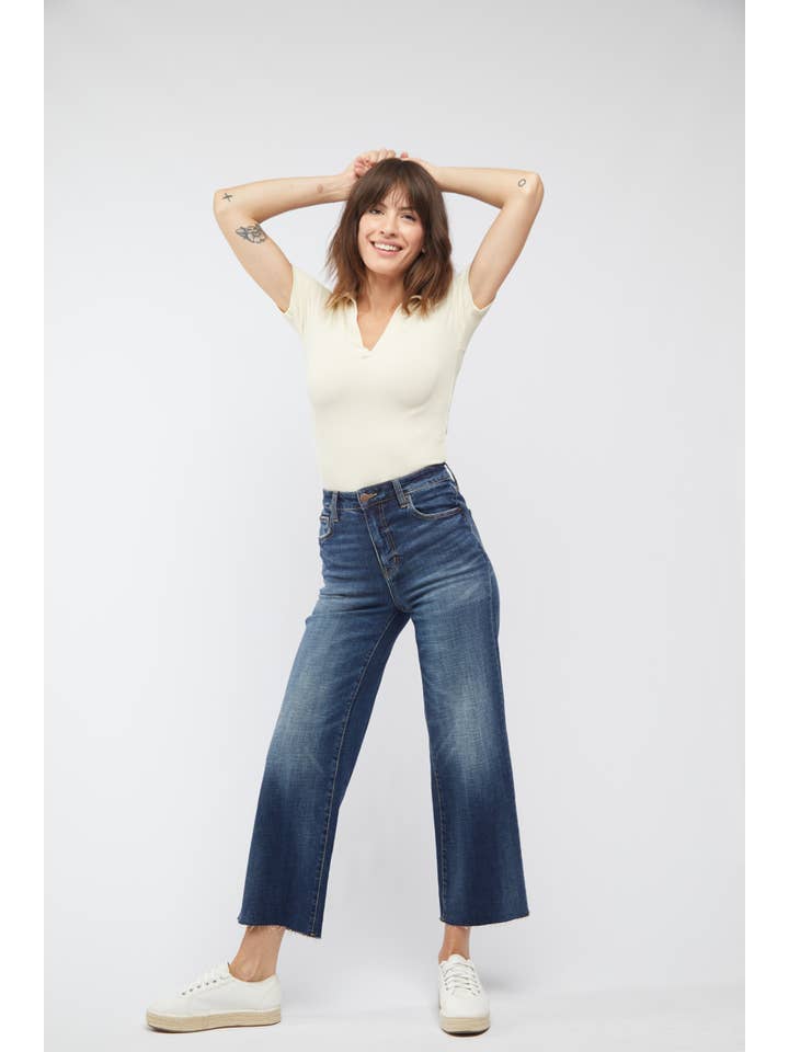Oliver Logan - Wholesale Jeans - Women's - Aberdeen Ankle Crop High Rise Jean, Dark Aged Vintage