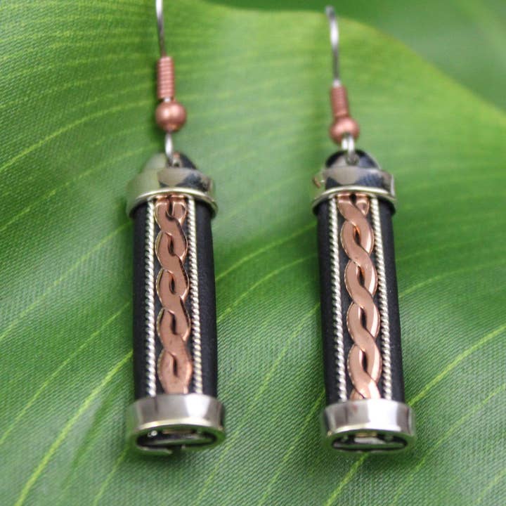 ER.MAR.7002 - Boucles d'oreilles en cuir pour la vente par HPSilver, LLC