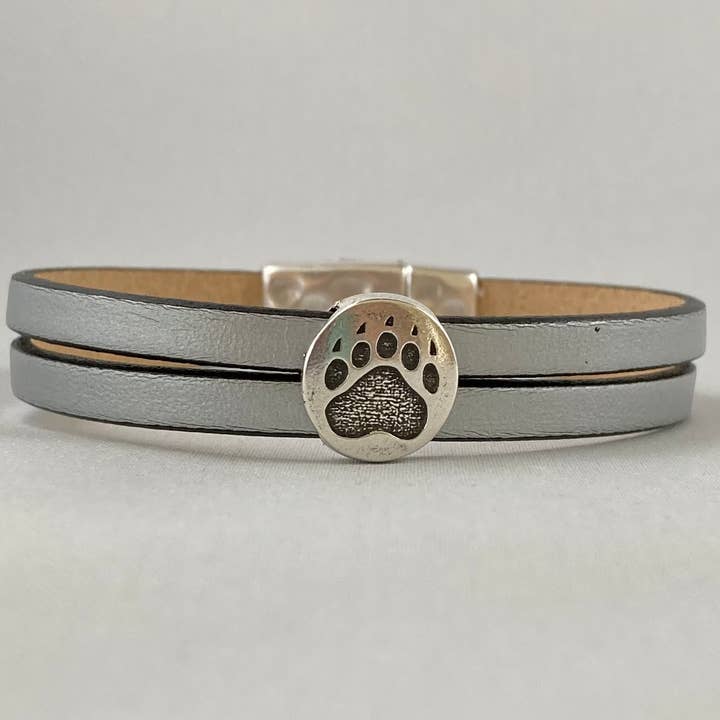 Rox-anne - Wholesale Charm/Dangle Bracelet - Wolf, Moose, Bear & A Campsite?!1