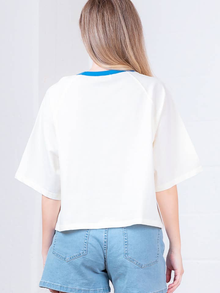 KOFFIEMELK HT28686T-KORTE RAGLANMOUW RONDE HALS SHELL-BORDUURTOP voor groothandel op Faire4