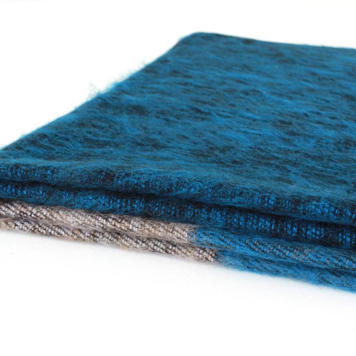 WeeSkins Holland - Wholesale Scarf - Women's - Pure Nepal Shawls & Wraps14