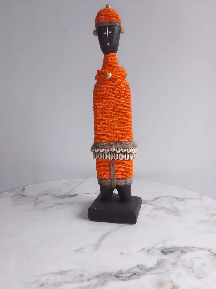 Poupée namji orange pour la vente par HOME DECOR FR