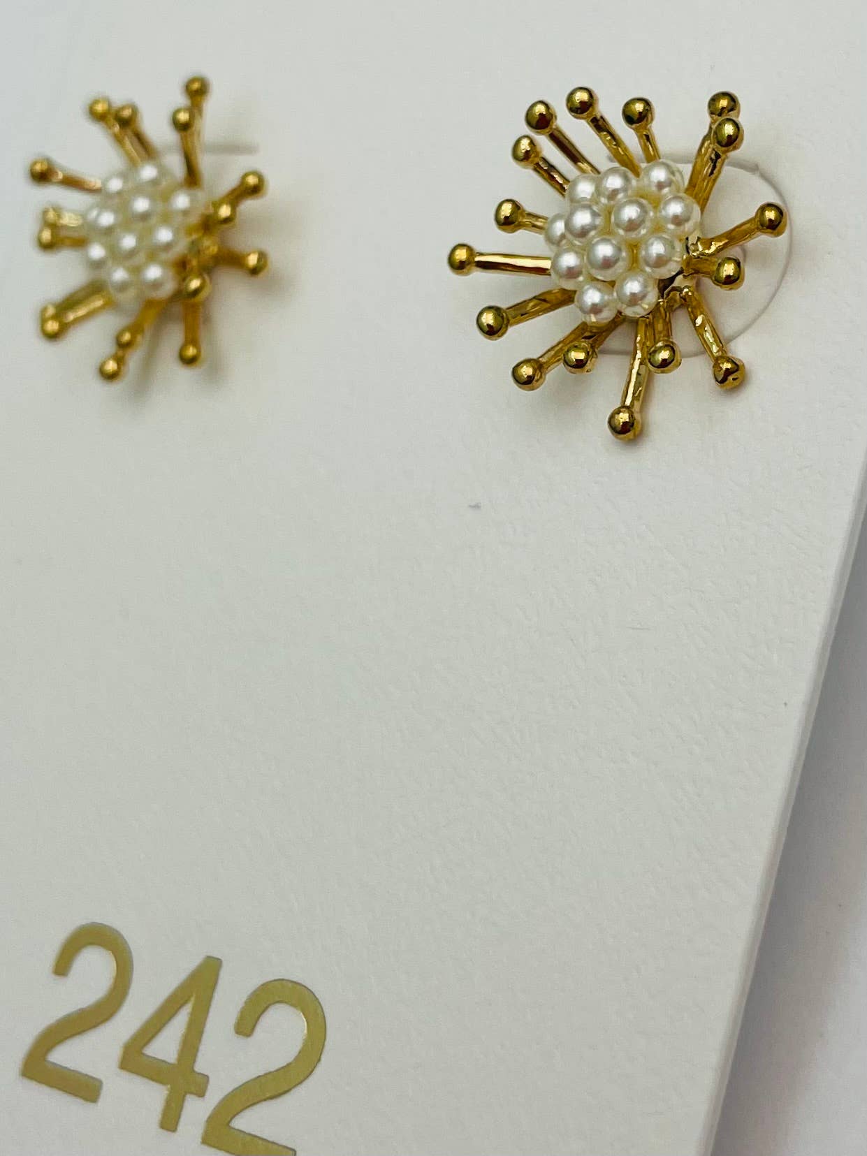 TWO FORTY TWO - Vente Clous d'oreille - MINI - Éclat Étoilé (or/nacre) BER2262